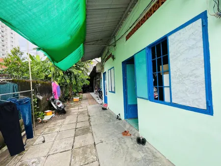 194- BÁN NHANH DÃY TRỌ 2 MẶT TIỀN - GẦN XA LỘ HÀ NỘI - CÁCH GA METRO 600M -  200M2-  NGANG 9.2M - OTO RA VÀO THOẢI MÁI - THU NHẬP 12 TRIỆU/ THÁNG