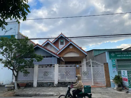 Cần bán nhà và đất ở trung tâm thành phố Kon Tum