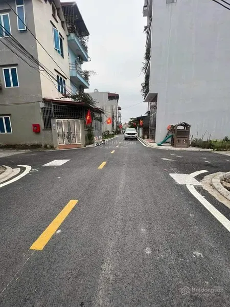 Cần bán nhà 5 tầng 67.5m2 tại khu đất vinaphon giá 15.5tỷ