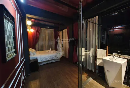 Bán khách 25 phòng siêu đẹp ngay chợ bến thành ngang 7m x 30m cho thuê 350 triệu/tháng chỉ 39 tỷ