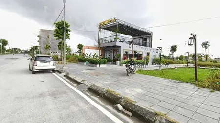 Lô xẻ khe 3 mặt thoáng 80m2 đấu giá Thụy Lâm, mặt đường 17m, vỉa hè đá bóng