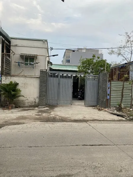 Kho 350m2 mt thạnh xuân 22
