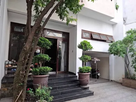 BIỆT THỰ VIP - ĐƯỜNG VĂN CHUNG - TÂN BÌNH - 151M2 NGANG BỀ THẾ 7,2M - 4 TẦNG - GIÁ 24 TỶ