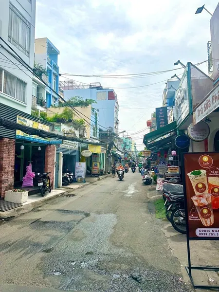 Bán nhà Mặt tiền Xóm Chiếu - giao Nguyễn Tất Thành, Q4, 10x45m, 2 Tầng cũ, 75,5 tỷ.