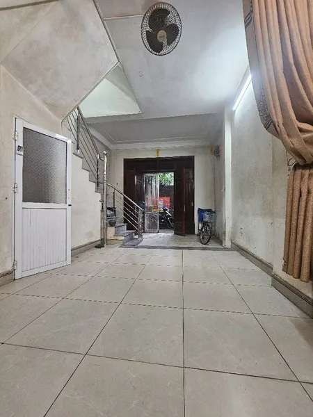 Tam trinh bán nhà 4 tầng dân xây lô góc gần phố hoàng mai