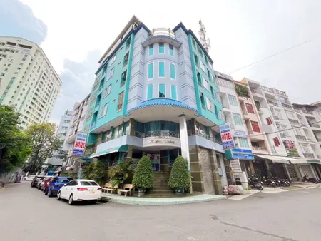 GÓC 2MT HOÀNG SA, QUẬN 1 - 12x15 - NỞ HẬU 18M - HẦM x LỬNG x 6 TẦNG x ST - GIÁ 110 TỶ