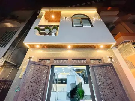 CHỦ NHÀ CẦN BÁN CĂN NHÀ NGAY MẶT TIỀN ĐƯỜNG HUỲNH VĂN BÁNH, P11, PHÚ NHUẬN