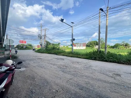 Bán 1000m2 lúa có 250m2 thổ cư, mặt tiền góc Hoàng Phan Thái - công vụ, Mỹ Yên, Bến Lức, Long An