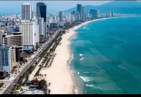 - Đất biển diện tích 314m2 mặt tiền trường sa cạnh sân bay nước mặn, sát Fuma và sòng bài.