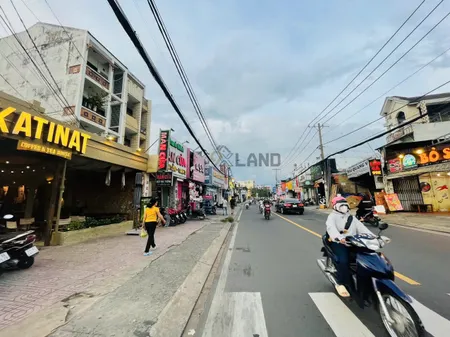 350— BÁN NHÀ C4  NGANG 8,2M - NGAY ĐƯỜNG KHA VẠN CÂN GẦN HOÀNG DIỆU 2- HẺM THÔNG OTO - 150M2