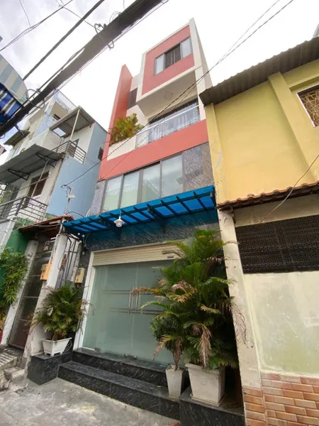 Cho Thuê Nhà + Nội Thất: 30m2, 4tầng, 3pn, Mặt Tiền 4m, Giá Rẻ P.21, Q.Bình Thạnh