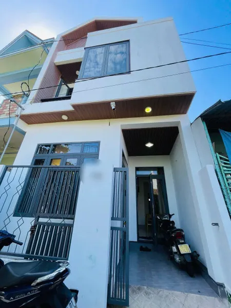 Bán nhà 2 tầng kiệt ô tô Trần Phú TTTP Huế