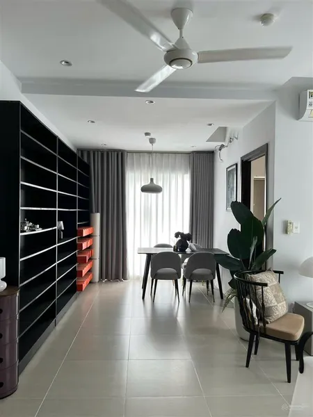 Cần bán gấp cc him lam dt 97m2 2pn 2wc full nt có sổ gía 4 tỷ 0795 570 *** tuấn