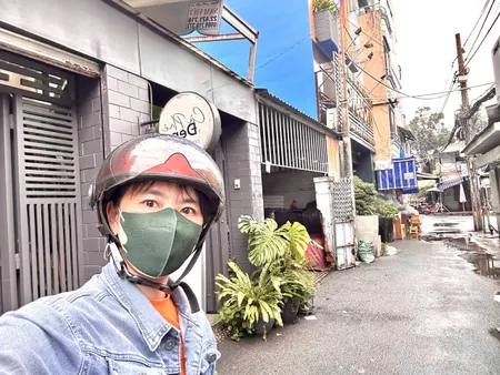 NHÀ BÁN MT BẾN VÂN ĐỒN- XE HƠI ĐỔ CỬA- ĐANG CÓ DÒNG TIỀN CHO THUÊ- THÔNG RA KHÁNH HỘI - HOÀNG DIỆU- GẦN TRƯỜNG ĐẠI HỌC LUẬT NGUYỄN TÂT THÀNH.
