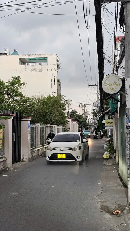 SÁT MẶT TIỀN XE HƠI LÂM VĂN BỀN NGANG 6 DÀI  11 - 83  TRIỆU M2