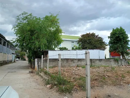 Đất siêu to vĩnh trung, gần đường 23/10 tp. nha trang. ngang 30m (có 387m2 thổ cư)
