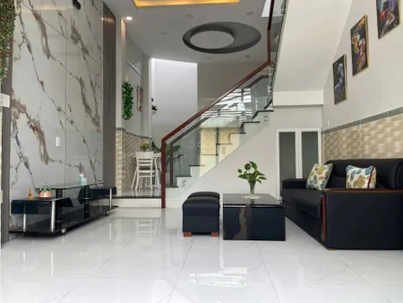 Bán nhà hxh đường Bạch Đằng, phường 2; Tân Bình; 5*20m; 4 tầng 15 tỷ
