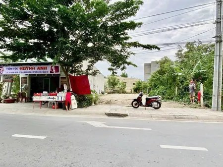 Bán đất 231.8m² ngang 10m giá 2.9 tỷ Phường Phú Lợi