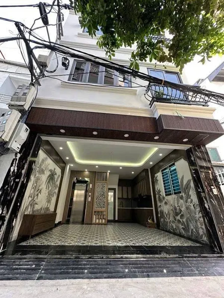 BÁN NHÀ ĐẸP LONG BIÊN, Chỉ 9,2 TỶ, 45m², 6 TẦNG – THANG MÁY XỊN
 Ô tô vào nhà – Ngõ thông cực thoáng