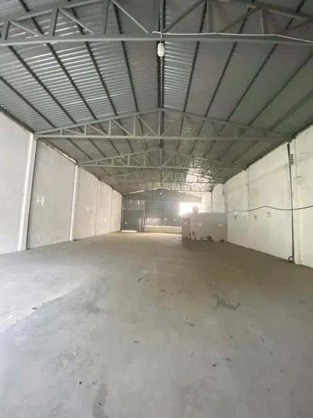 Bán xưởng 1000m2 (12x70m), mặt tiền Nguyễn Đình Kiên, Bình Chánh, container đi được