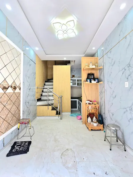 🔥🔥🔥Bán nhà có sổ hồng 2 lầu hẻm xe hơi🔥🔥🔥