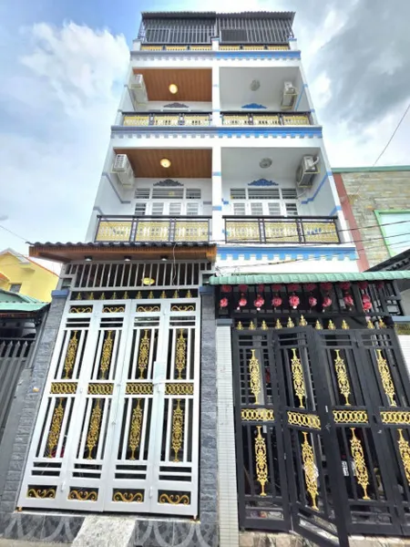 NHÀ ĐẸP - 2 LẦU,, SÂN THƯỢNG - MẶT 🔥🔥🔥TIỀN KINH DOANH - XE HƠI ,VÀO TẬN NHÀ🔥🔥🔥