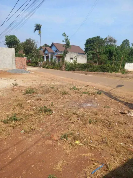 Bán đất 657.4m² ngang 18m giá 1.35 tỷ Xã Hòa Phú