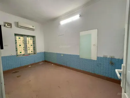 Tập thể lạc trungtầng 13pn sáng thoángsân phơiô tô đỗkhu sạch đẹp gần bệnh viện thanh nhàn