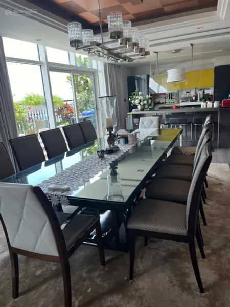 Cần bán căn hộ siêu vip nhất tòa vincom center bà triệu, 318m2, thiết kế 5pn, 4wc. nội thất luxury