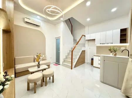 Nguyễn trọng tuyển 22m² 3 tầng 5.9 tỷ bán gấp xuất cảnh
