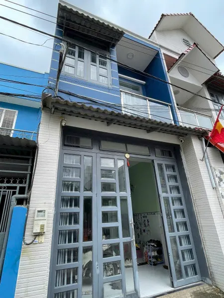 Bán nhà 1T1L mới đẹp, gần cây xăng Hiệp Hoà, đường oto chỉ 2 tỷ 990