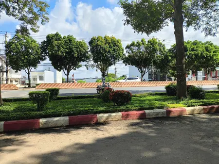 🔥 BÁN ĐẤT MẶT TIỀN PHẠM VĂN ĐỒNG – VỊ TRÍ KINH DOANH ĐẸP, TP.BMT 🔥