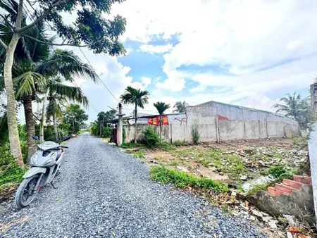 Bán đất 1481.5m² ngang 10m giá 2.75 tỷ Xã Đức Hòa