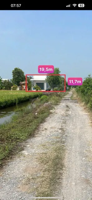 Bán nhà 260m² ngang 11m giá 1.35 tỷ Xã Đức Hòa