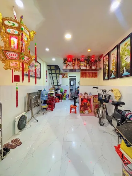 Bán nhà 2 tầng đẹp, Bình Trị Đông, gần Aeon Tên Lửa, Chỉ hơn 2 tỷ