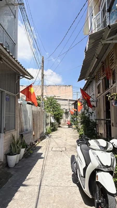 Bán nhà 2 Tầng HXH Bình Long Sơn Kỳ Tân Phú