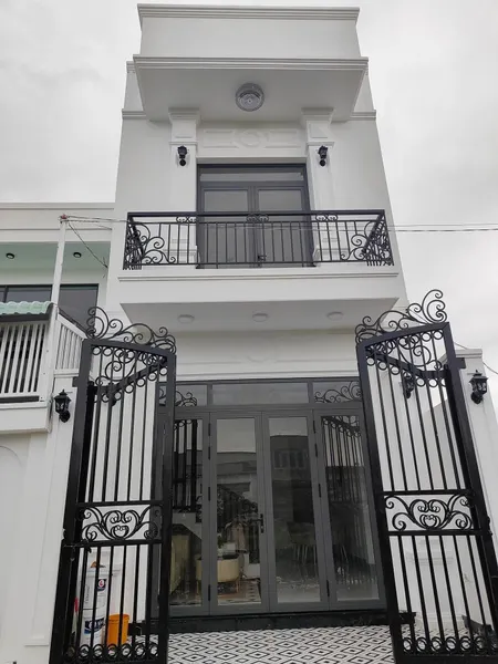 Nhà Mới Hoàn Thiện Thiết kế Tân cổ Điển  Phường Mỹ Tho, tỉnh Đồng Tháp Gần CA tỉnh