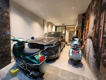 Tôi là chủ nhà, cần bán căn nhà NGÕ 286 GIÁP BÁT, tâm huyết, ở giữ gìn.  – 46m² × 6T – Ô TÔ vào nhà