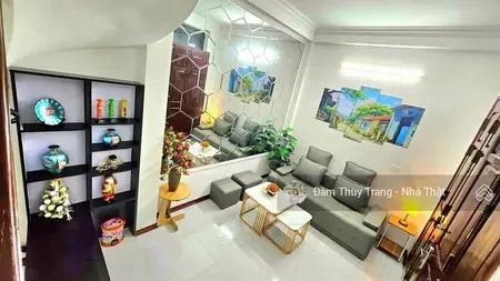 Chính chủ bán nhà phố phan bội châu, quận hoàn kiếm 1 nhà ra phố 5 tầng 3 ngủ giá hơn 6 tỷ