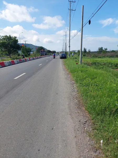 Chủ cần bán lô đất mặt tiền đường TL 44a an ngãi long Điền.