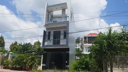 Bán Nhà Mặt Phố Số 2, TTTM Vincom Sa Đéc, Đồng Tháp. 75m2, 3 Tầng, 6PN. Giá 6.2 Tỷ, Sổ Hồng.