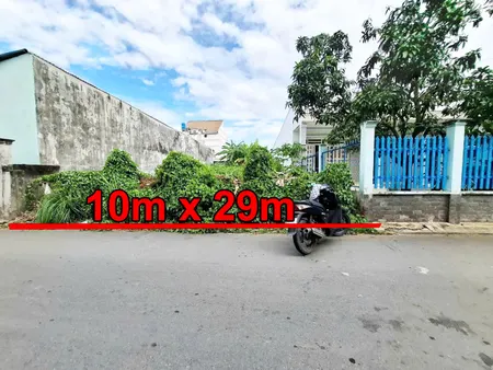 Bán đất thổ cư 299.7m² ngang 10m giá 12 tỷ ngay UB Xã Nhà Bè