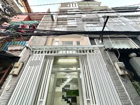 Quận 3 - 7,x tỷ - 33m2 - 5 Tầng BTCT ngay Hoàng Sa thông lý chính thắng