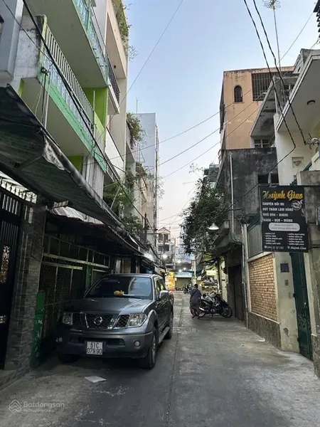 Hxh cmt8 quận 3 gần chợ hoà hưng 48m2 kinh doanh tốt 7.x tỷ