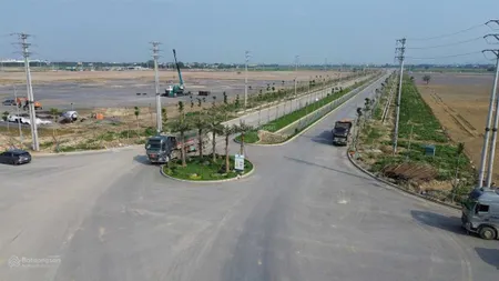 Bán đất khu công nghiệp kim bảng 1. diện tích 1ha 1,5ha 2ha, 3ha, 5ha, 8ha.