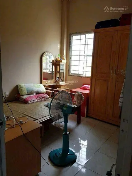 Bán căn nhà hẻm đường gò cát q9 dt đất 66m2 nhà 1 trệt 1 lửng giá 4,25 tỷ shr công chứng liền