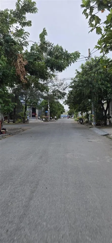 Còn 1 lô duy nhất giá cực tốt chỉ 5,1 tỷ 160m2 (8x20) mt đường 12m nguyễn văn tạo, nhà bè