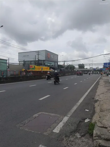 Hxh ngay đường quốc lộ 1k linh xuân đất full thổ cư 10x55m hơn 40tr/m2