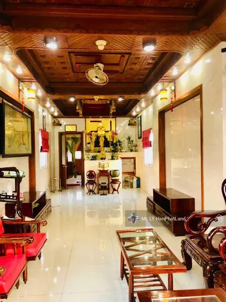Bán nhà 81 m2 với 3 lầu mặt tiền tô ngọc vân, 9,2tỷ, giá ưu đãi