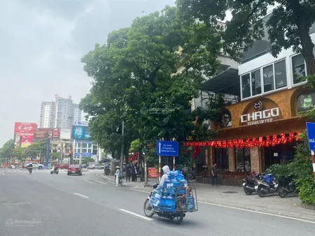 Bán nhà mặt phố nguyễn chí thanh đống đa kinh doanh sầm uất mặt tiền rộng vỉa hè đá bóng oto đỗ cửa